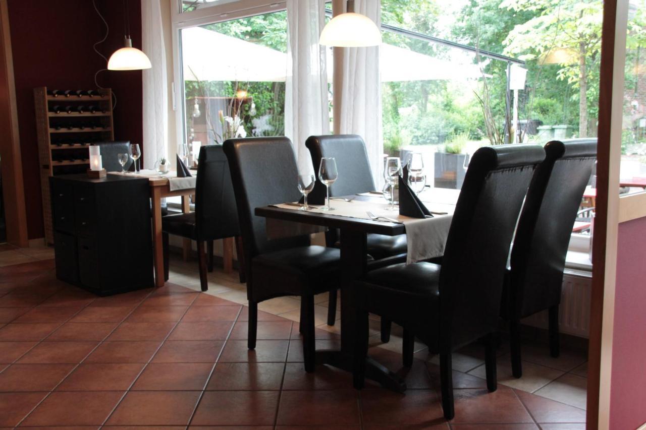 Отель Restaurant Fischbeck'S Grossenkneten Экстерьер фото
