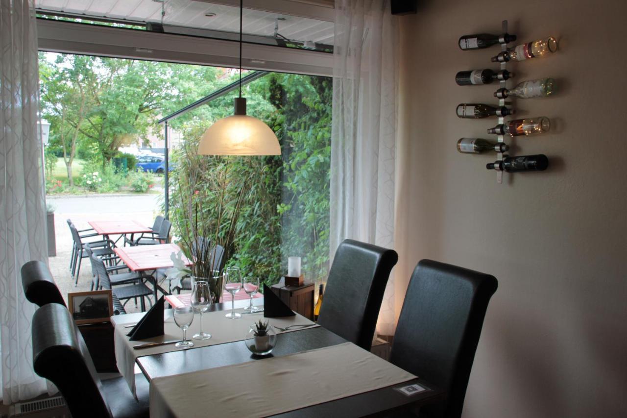 Отель Restaurant Fischbeck'S Grossenkneten Экстерьер фото